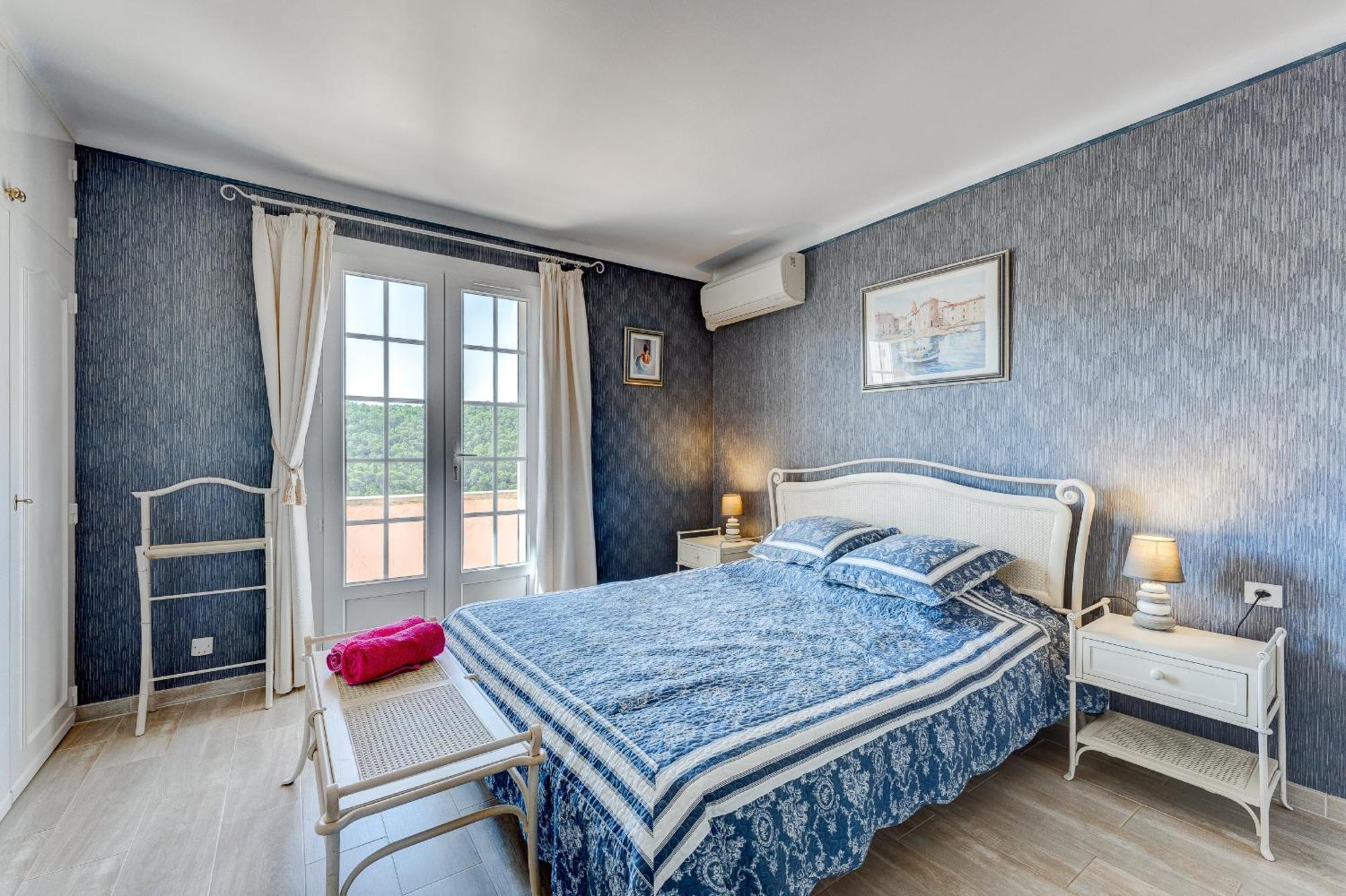 Villa Gilbert Vins-sur-Caramy ภายนอก รูปภาพ